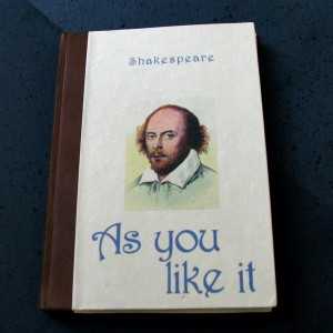 Paideia As you like it - William Shakespeare Imprimate pe hartie manuala 304,00 lei