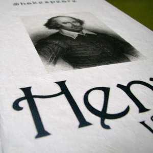 Paideia Henry VIII - William Shakespeare Imprimate pe hartie manuala 426,00 lei